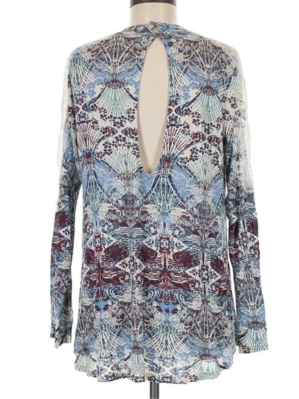 Free People  "New World Nouveau" Tulip Hem Front Cutout Long Sleeve Top - Size M - Picture 8 of 11